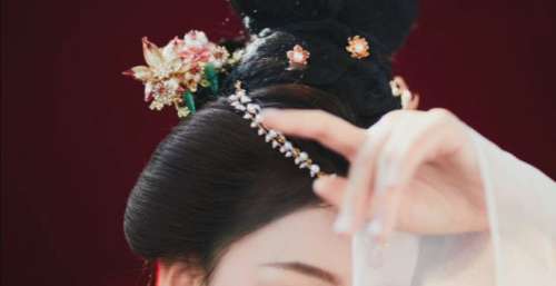 孙怡古装美到了！《你好星期六》国风之美冲上热搜第一，​惊曝​全场