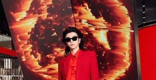 华语乐坛领军人物华晨宇《新世界》拿下五大金榜销量亚军！