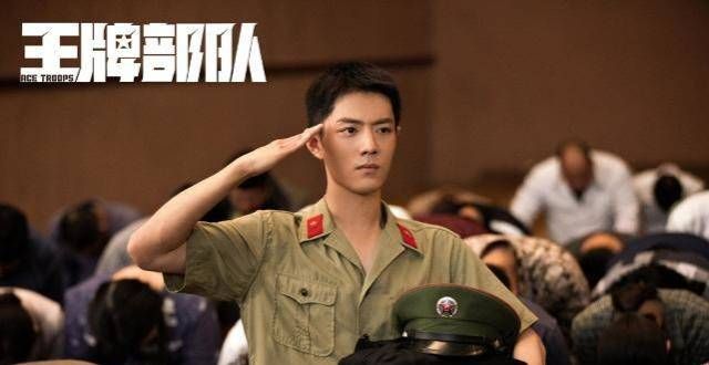 肖战《王牌部队》21集，高粱让上学名额上热搜，评论翻车，网友比喻扎心了