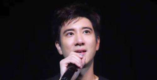 王力宏被移除劣迹艺人名单，网友发现名单存在猫腻，可以人为控制