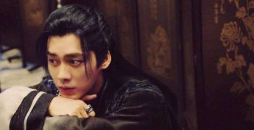 网传李易峰新古装剧《镜·双城》将袭，看清女主颜值后，大概率又是一部爆款