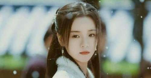 李庚希看《雪中悍刀行》尴尬到抱头，她也意识到自己演技有问题