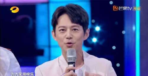 何炅用“快乐”介绍《你好星期六》，《快乐大本营》的观众泪目了