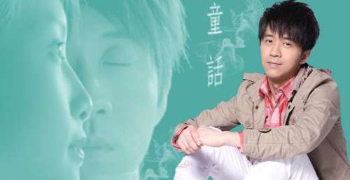 因儿子翻红的品冠，曾跟光良是一个组合