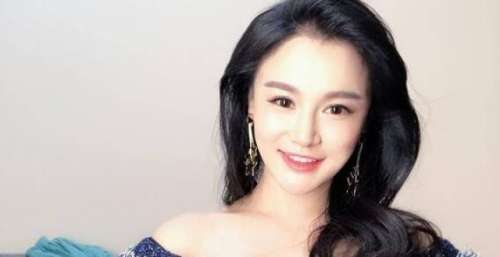 邹市明娇妻大变样！被质疑整容过度，身家上亿为生女儿或拼4胎