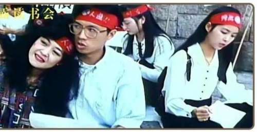 自杀式表演28年，身患抑郁症的他是比肩周星驰的喜剧大师