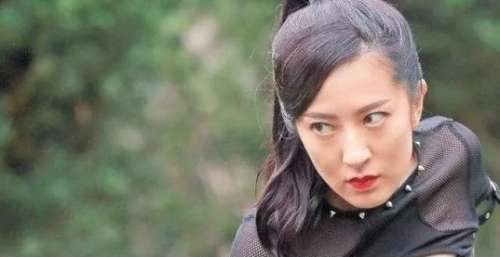 《唐人街》改名后今晚首播！陈展鹏、唐诗咏要凭此剧再称帝后？