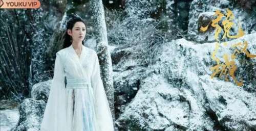 李易峰新剧即将双平台播出，《镜双城》是不被期待还是另有原因？