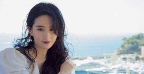 刘亦菲这两年为什么慢慢淡出了？