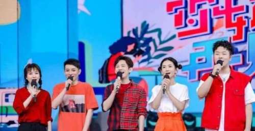 谢娜走后，谁能迅速上位？芒果五小花开始发力，但都不如一个新人