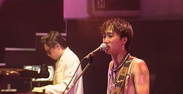 传承经典 世间纵有千万曲 Beyond《光辉岁月》 历久弥香