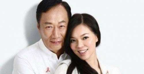 嫁给郭台铭当百亿豪门女主人，曾馨莹凭什么“击败”林志玲刘嘉玲