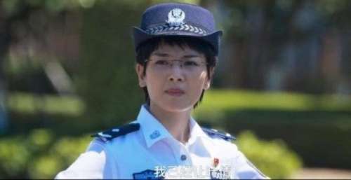 正午阳光大剧《开端》开播！开播1天冲上热搜，口碑大爆，演员阵容太绝