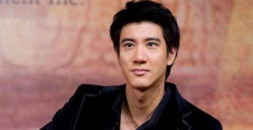 李靓蕾要放大招了！例举8条反驳王力宏，准备公开所有隐私证据