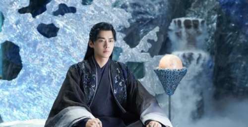 李易峰新剧变“海皇”，《镜·双城》定档1月16日