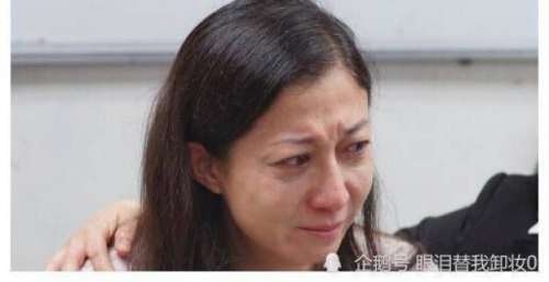 吴卓林：爸爸有名是成龙，妈妈有钱是吴绮莉，我却是流浪小孩