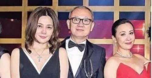 2015年，刘嘉玲就像，关之琳付出真心的婚姻破碎