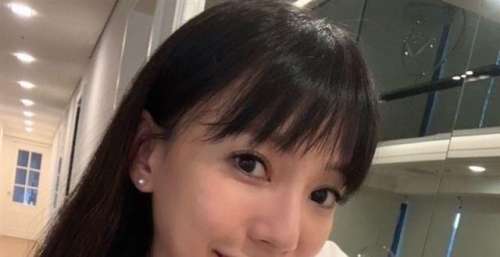 无需找人作陪 李靓蕾欢迎王力宏回家