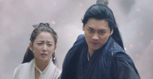 《镜双城》定档引热议，李易峰造型像非主流，陈钰琪演技较为平淡