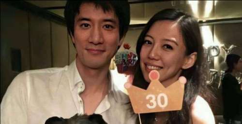 王力宏李靓蕾By2三方口水战不断让人厌烦，都在发文喊冤谁在撒谎