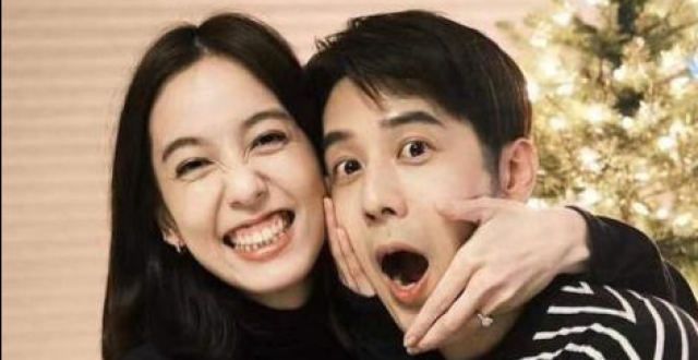 胡宇威陈庭妮宣布订婚，戴钻戒晒甜蜜合影，两人曾多次传恋爱绯闻