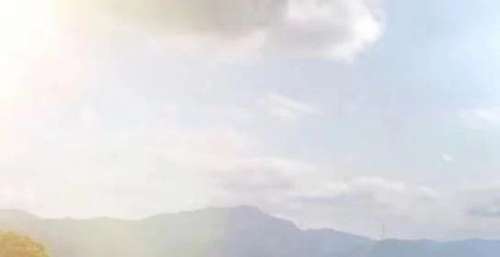 反转？李靓蕾与男子亲密照曝光，by2揭秘事情真相，到底是谁在说谎？