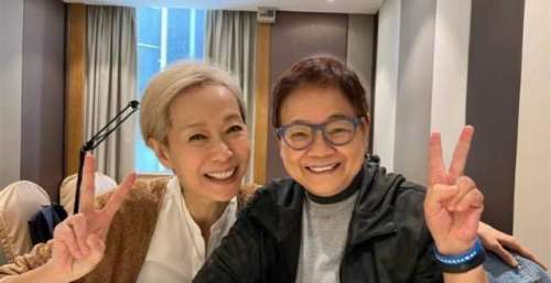 58岁叶童穿着时髦被批不正经吐 真实心声：年龄不是问题