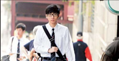 同是甄子丹的基因，前妻和现任的儿子，一个被宠上天一个童年孤独