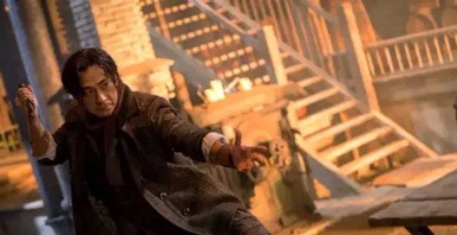 上映首日票房才71万元，赵文卓新片根本打不赢《黑客帝国4》