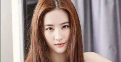 母亲的“提线木偶”，从没为自己活过的刘亦菲，究竟还好吗？