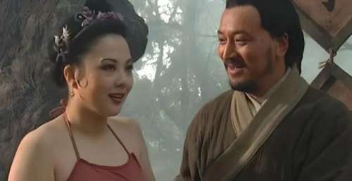 “孙二娘”梁丽：被丈夫告上法院，离婚时家产仅剩一个冰箱