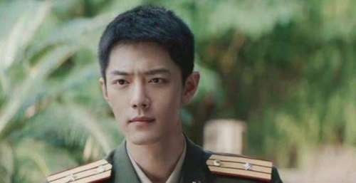 《王牌部队》被蓝V点评，网友受顾一野的感染，​做​出重要决定
