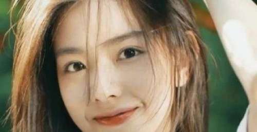 胡闹！李靓蕾被选入年度十大女性，和都美竹一起入榜评选