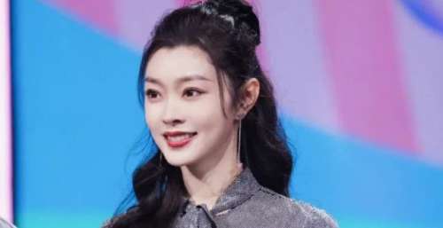 宋轶问秦霄贤：今年年终奖的钱有没有比郭麒麟多？的回应超搞笑