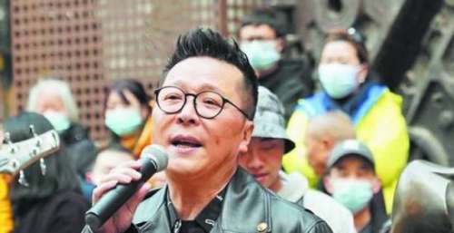 “亲爱的爸爸妈妈，你们好吗”李春波东郊记忆再唱《一封家书》