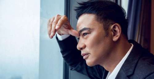 任达华：从“风月”演员拼成影帝，娶小12岁超模，25年零绯闻