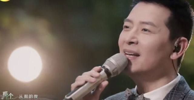 戴军说：“我就一首歌唱一辈子”，刚出道就拿了全国所有的金曲奖