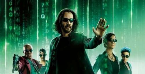 上映17天总票房破8亿，力压《黑客帝国4》，这部国产片真能打！