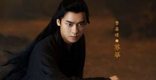 《镜·双城》未播先扑，男主颜值被嘲，女主演技成硬伤