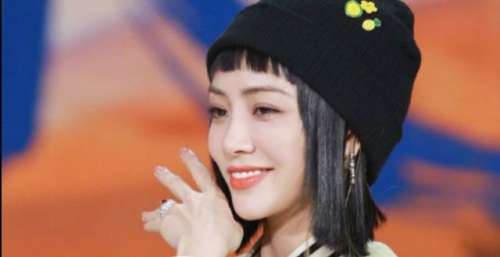 《天天向上》改版后首期节目播出，节目组找来3个爱豆接替王一博