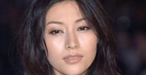 51岁李嘉欣自曝入ICU抢救48小时，多器官出问题，差点变成植物人