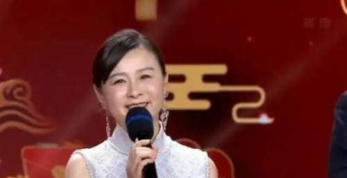 又是做广告！东方卫视周瑾、何卿、杨乐等人，亲自出席购物节活动