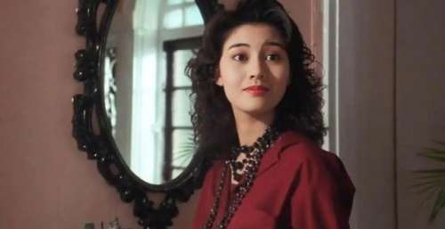 李嘉欣真人到底有多美？戴军第一眼看到她，整个世界都安静了