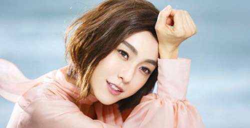 曾经的“台湾七仙女”，嫁黑人富豪走过七年之痒，如今双胞胎儿子傻傻分不清