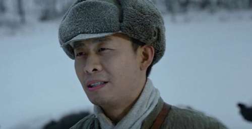 张艺谋韩红首次合作，《狙击手》女性观众低于50％，能突破10亿吗