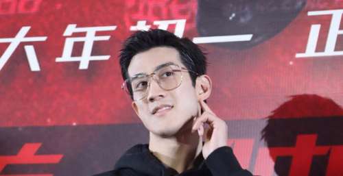 林小宅自曝拍《极地追击》受伤 李治廷感恩成龙