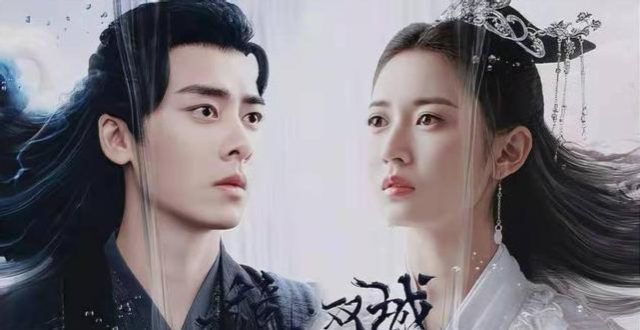 《镜双城》首播，李易峰陈钰琪上演虐心恋，观众反应却褒贬不一