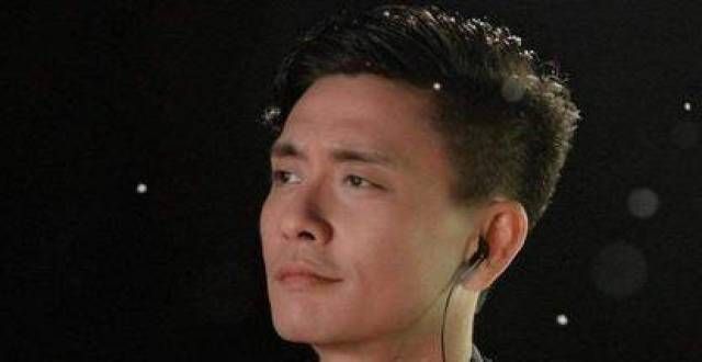 帅是真的帅渣也真的渣，和胡杏儿八年虐恋，一张照片让人泪目