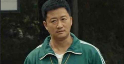 吴京要代言中兴手机？倪飞和中兴都表示有大事情，还晒出了一件衣服