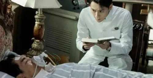 你以为我是医疗剧？我其实是谍战剧！